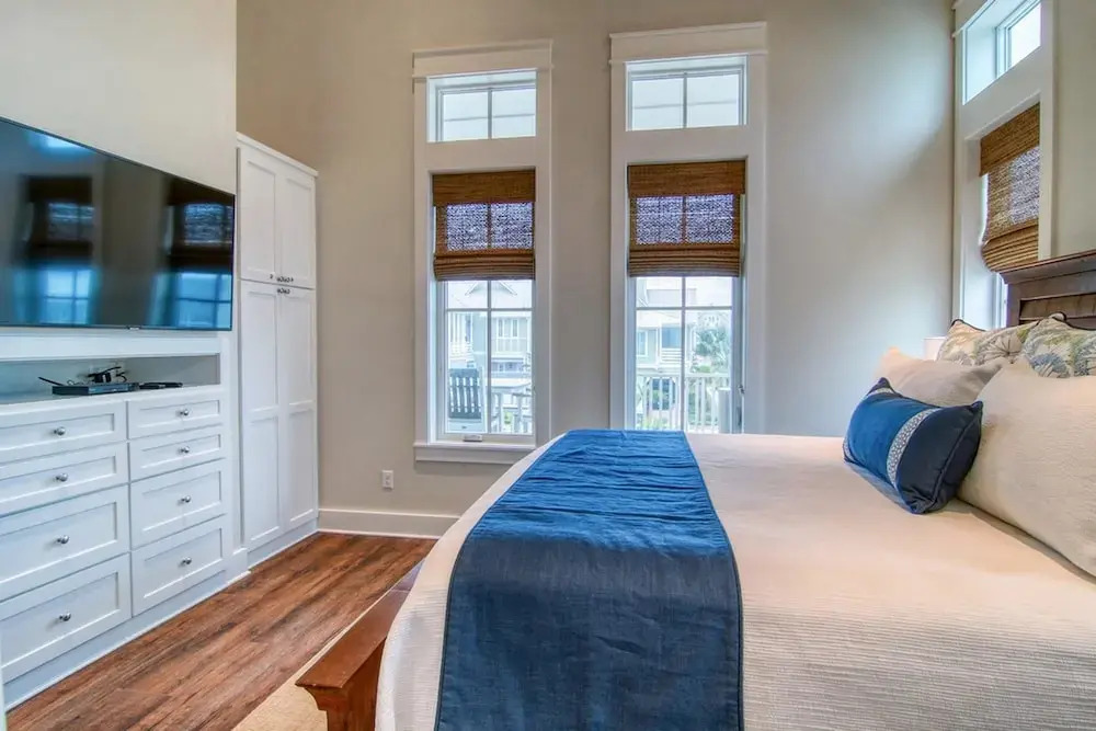 Cinnamon Shore- Seaside Sojourn 111 LA