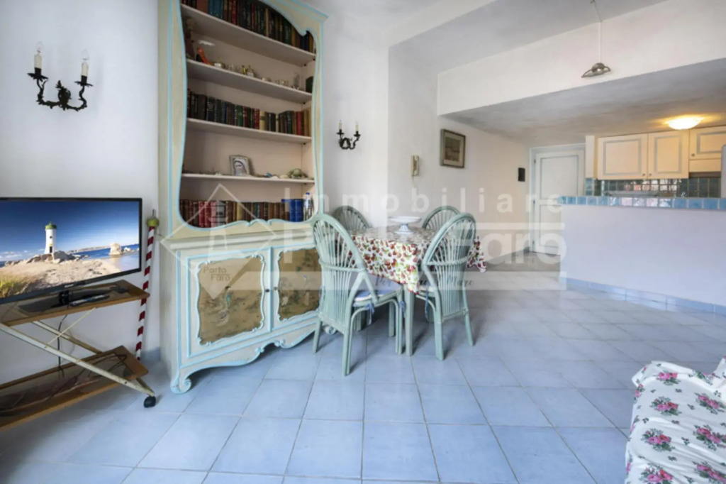 Apartment 12 Centro - THREE ROOM APARTMENT WITH SEASIDE VIEW ON THE PIAZZETTA IN PORTO FARO-12C PORTO FARO