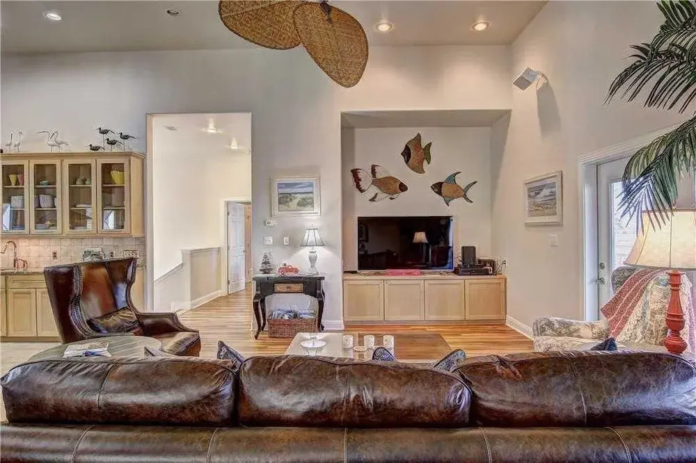 Aransas Palms - 4 Br home by RedAwning
