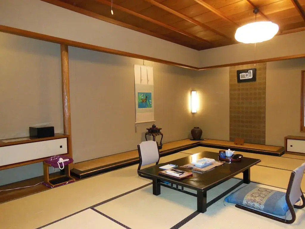 Tsutaya Ryokan