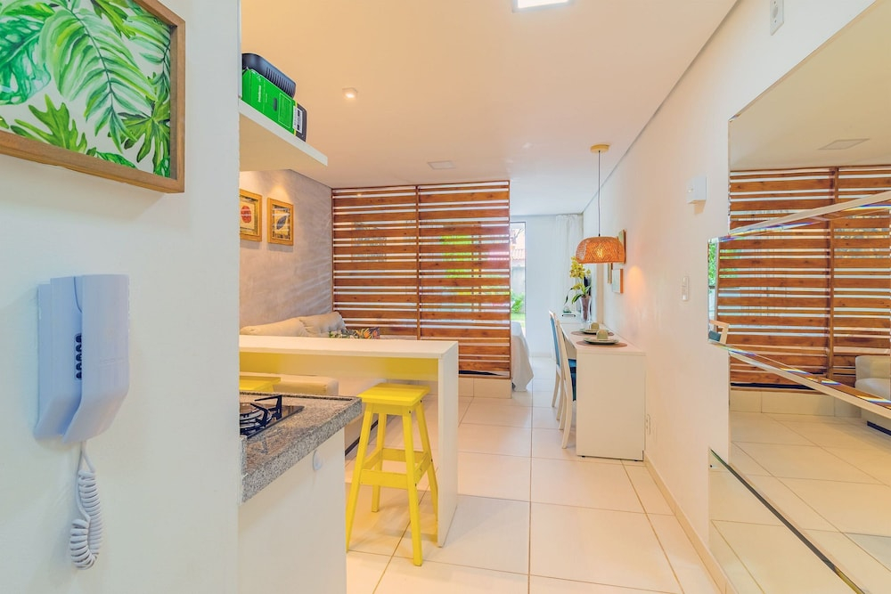 Laguna Beach #108 - Flat With Garden by Carpediem