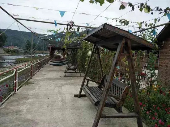 Zhoufu Manor