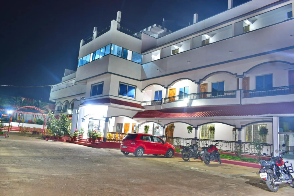 Hotel Golden Nest