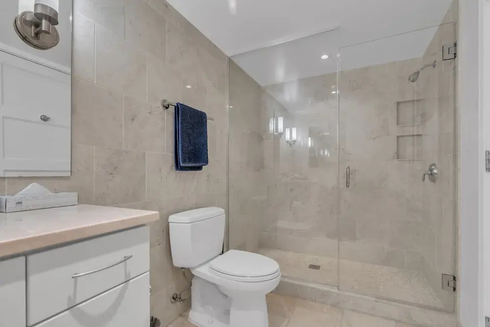 Centrally Located Furnished Apt In Penn Quarter 2 Bedroom Apts by RedAwning