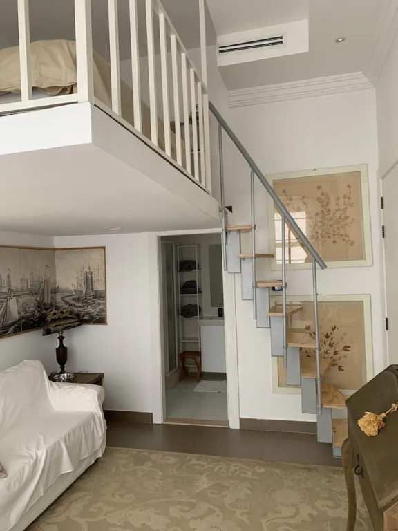 Charming and Cozy Apartment in Dubai Available now