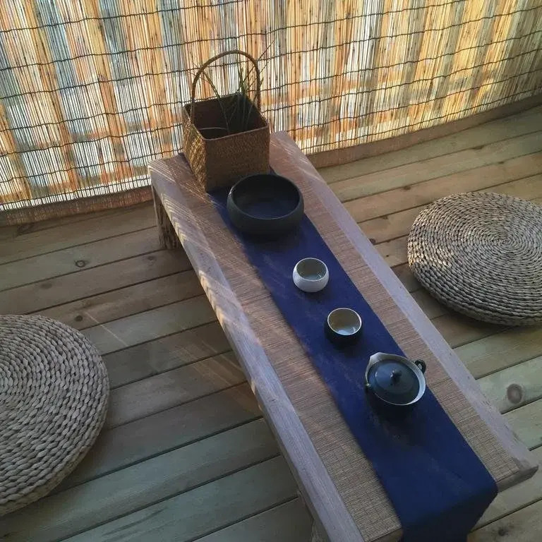 Jing Pu Plant Theme Hostel