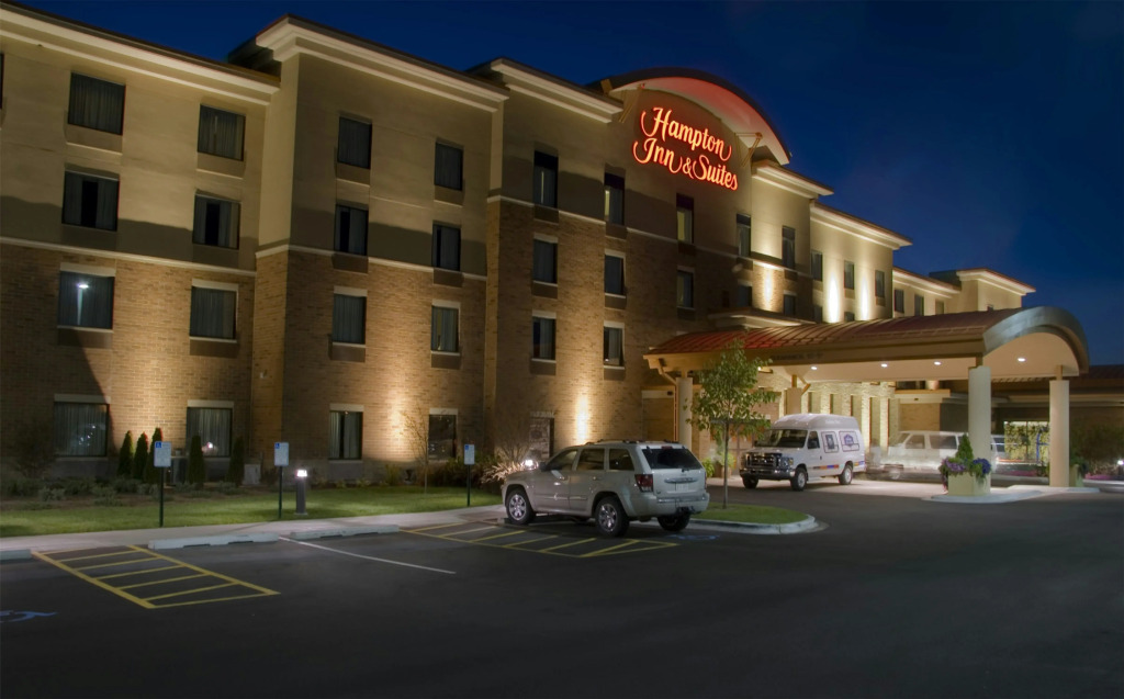 Hampton Inn & Suites Madison - West