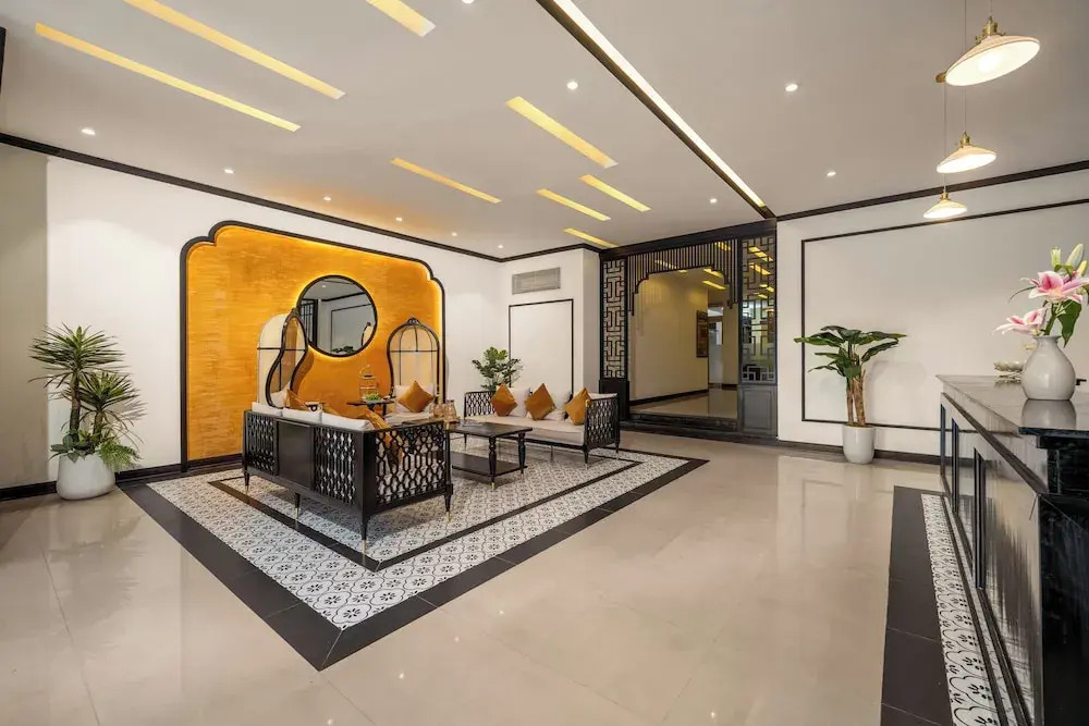 Fusion Point Hotel Huế