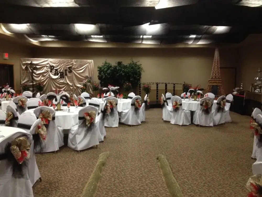 Fossil Creek Hotel & Suites