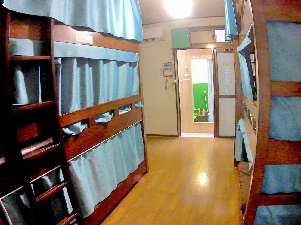 GUEST HOUSE IN AMAMI RYOUFUU - Hostel
