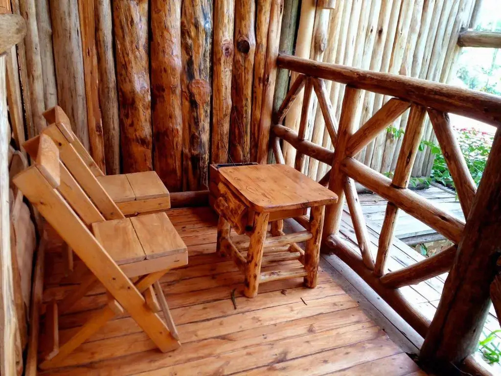 Bunyonyi Apple Farm Stay
