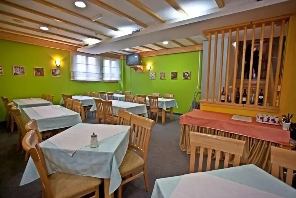 Hotel Snješko