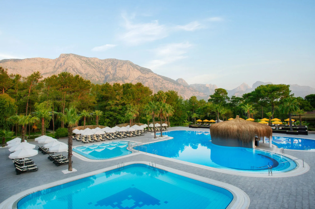 Renaissance Antalya Beach Resort & Spa