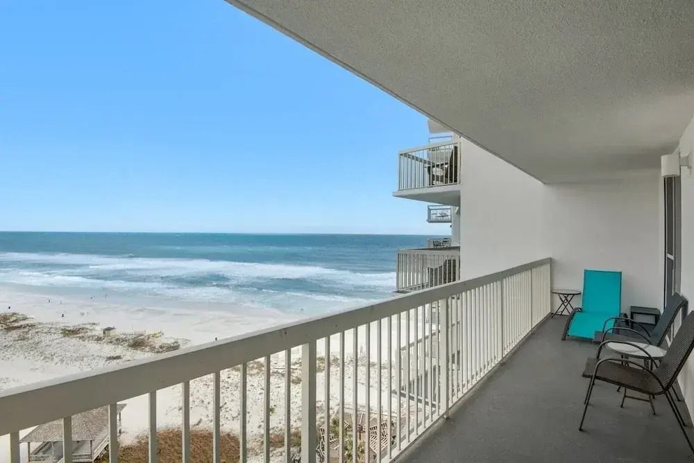 Pelican Beach 1213 2 Bedroom Condo