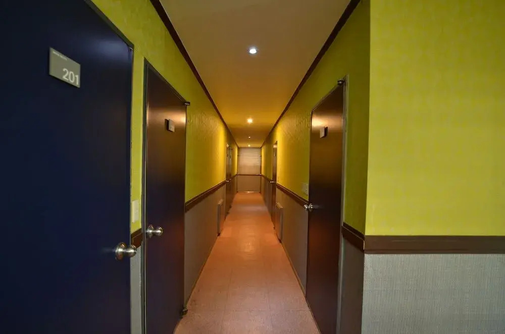Wow Motel