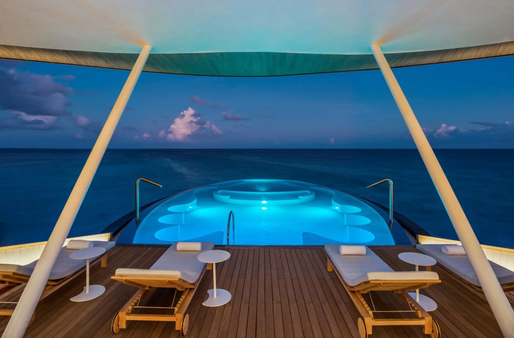 The St. Regis Maldives Vommuli Resort