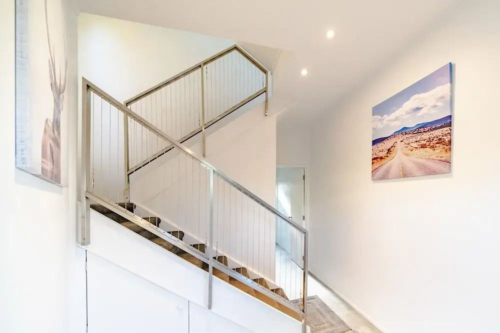 Birkenhead Modern 3 Bedrooms Villa