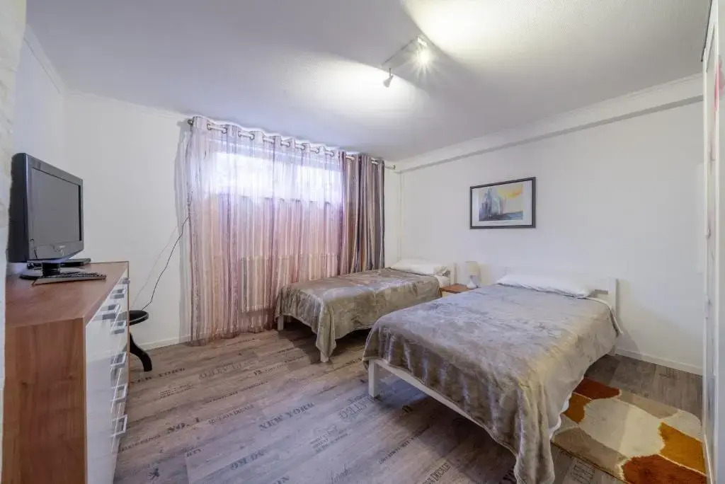 ID 3234 - Nice Private Apartment