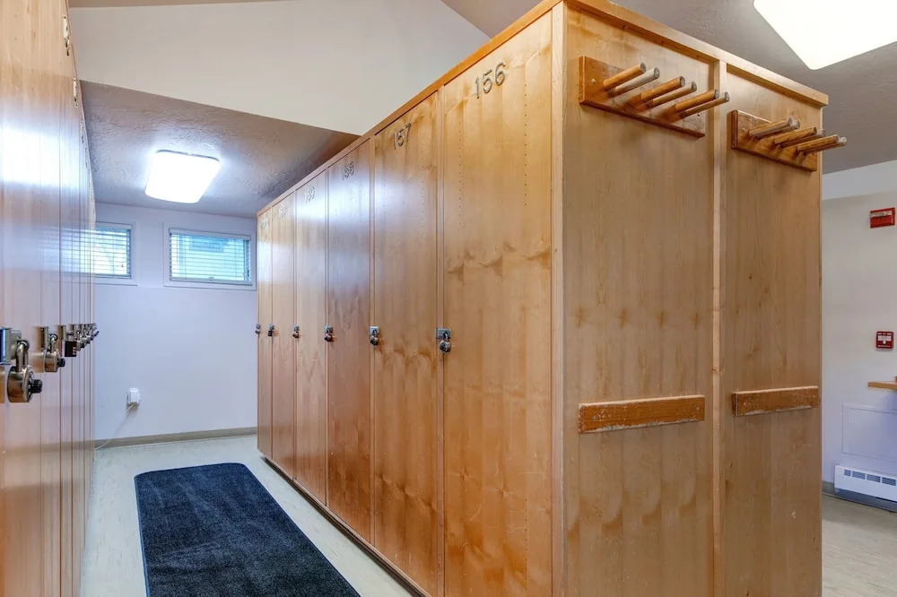 Snow Flower 159 2 Bedroom Condo by RedAwning