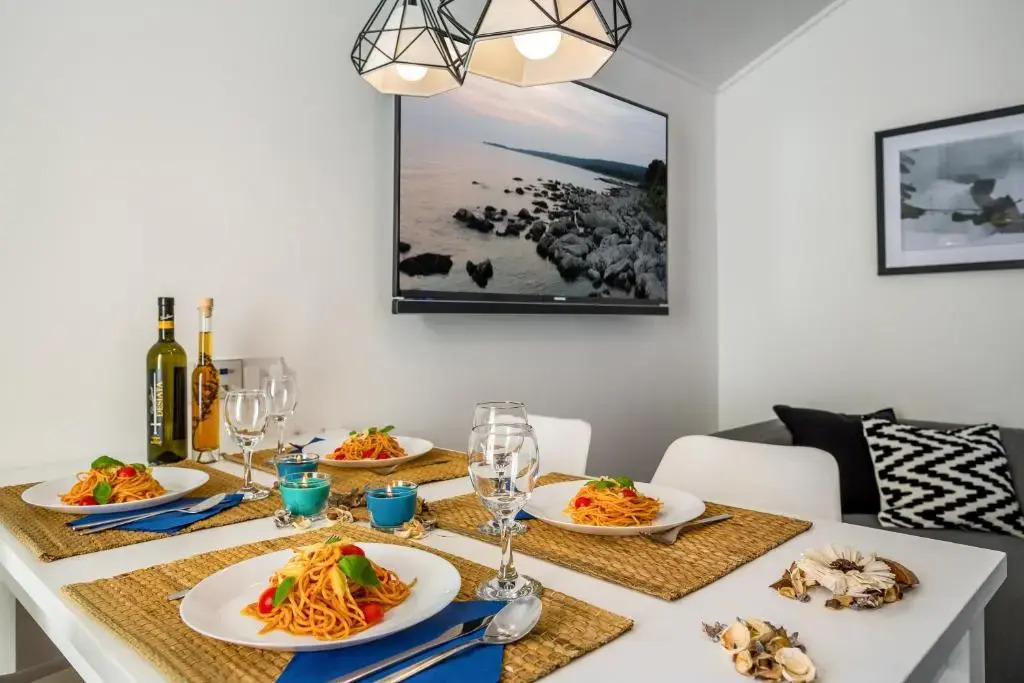 Apartments Tomislav