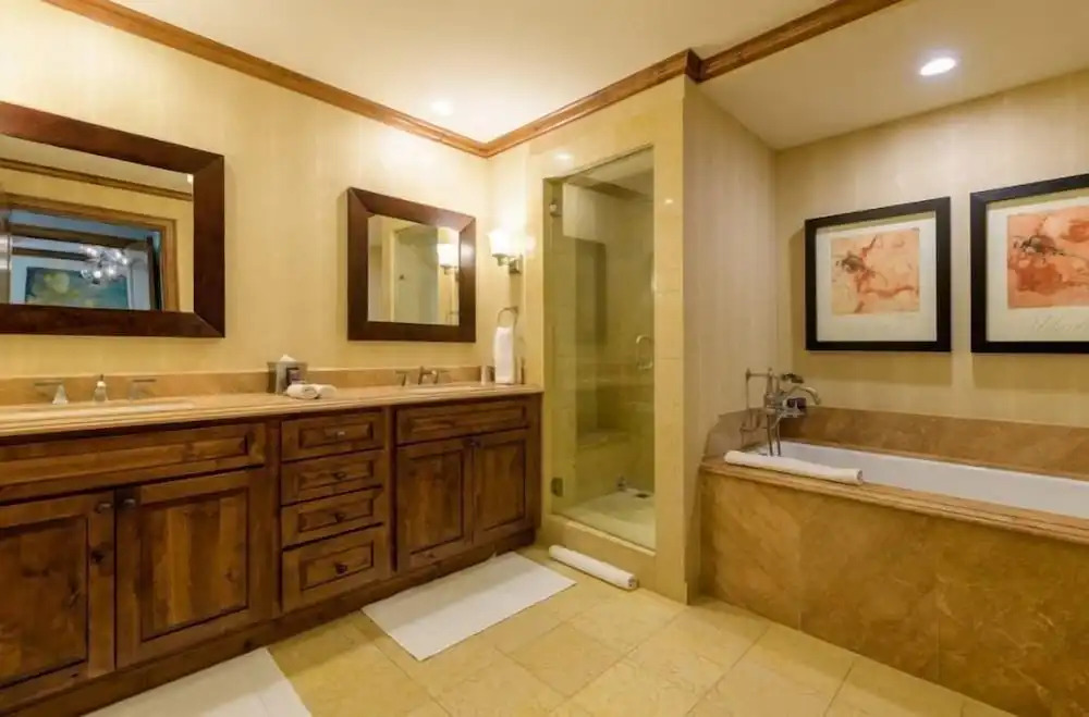 Platinum Vail Ritz-carlton 3 Bedroom Mountain Residence Just One Block From the Eagle Bahn Gondola
