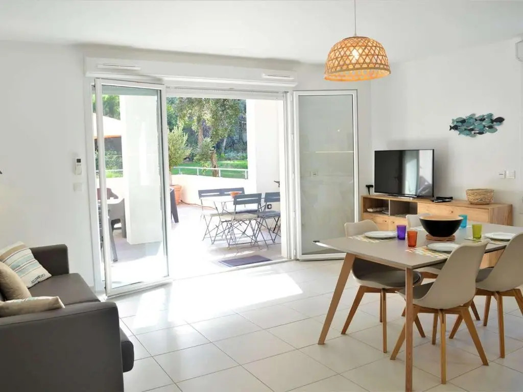 Appartement Cavalaire-sur-Mer, 3 pièces, 4 personnes - FR-1-226B-77