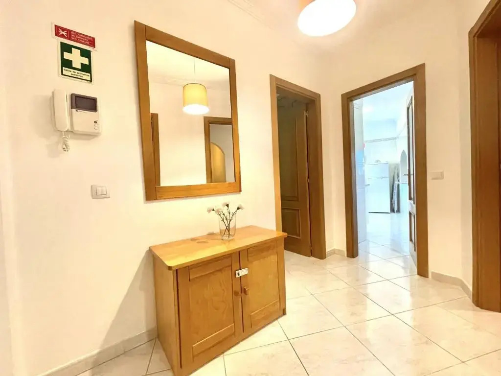 Amazing 1 bedroom apartment near Marina