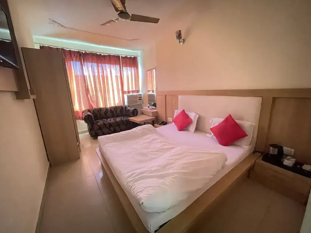 Hotel Himgiri