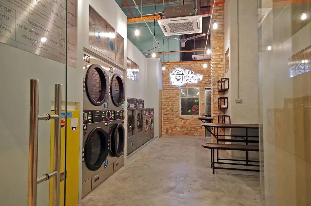 Afiniti Residences Medini by Stayrene
