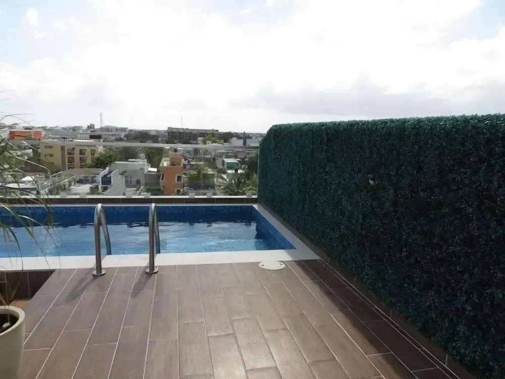 Studios with roofpool in Vanessa 24