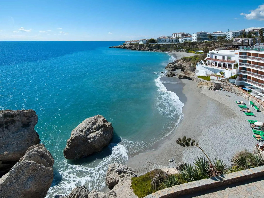 Olée Nerja Holiday Rentals by Fuerte Group