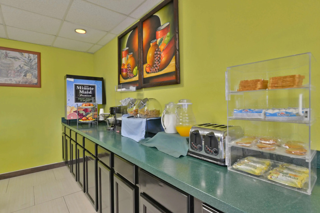 Americas Best Value Inn & Suites Haltom City Ft. Worth