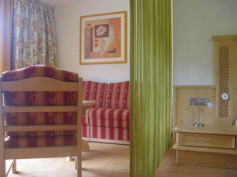 Tourist Hotel Boehm