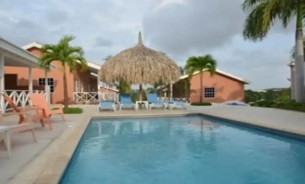 Curinjo Apartments