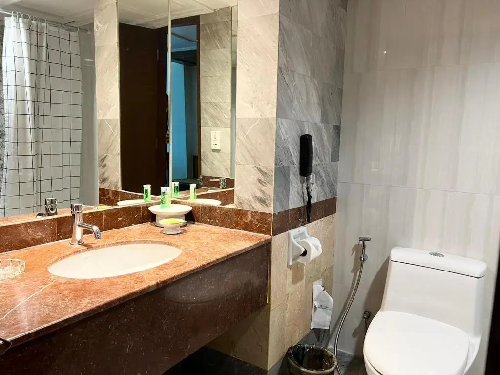 Krungsri River Hotel