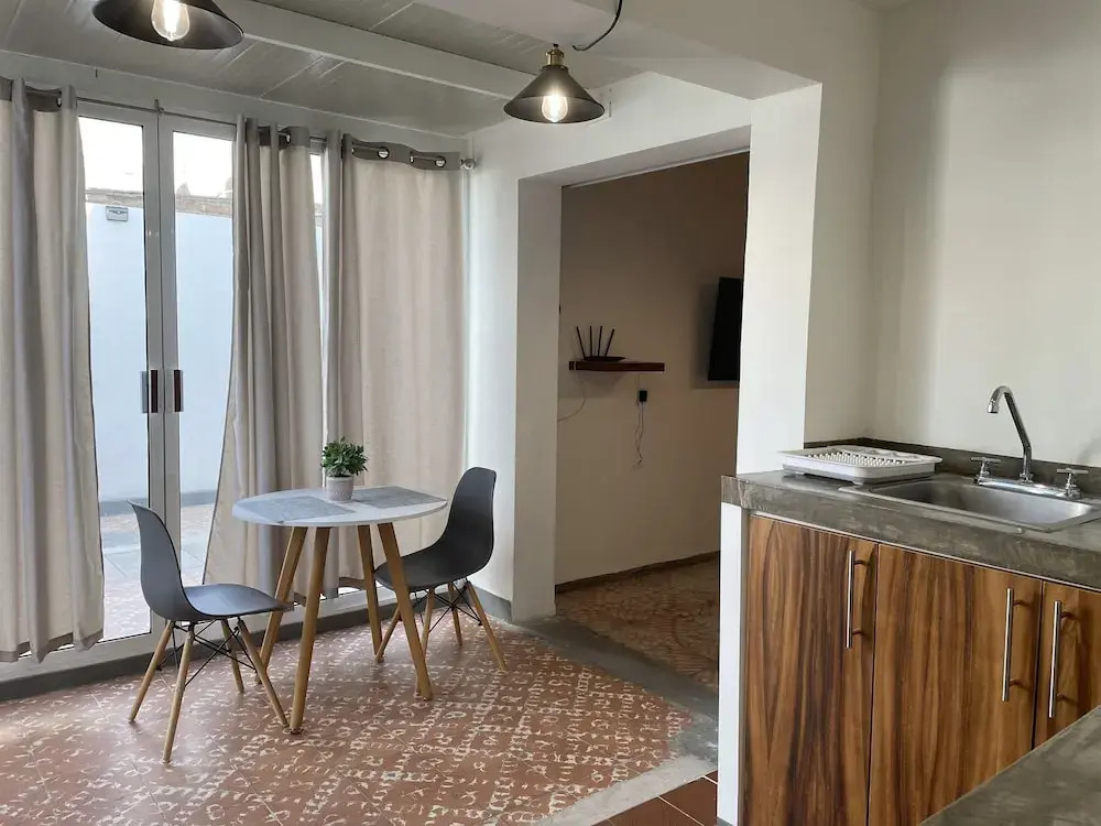Pelicanos Apartments