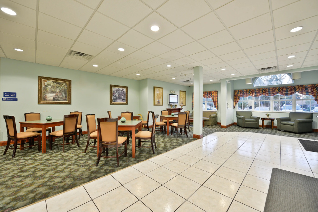 Americas Best Value Inn & Suites - Lake Charles / I - 210 Exit 5