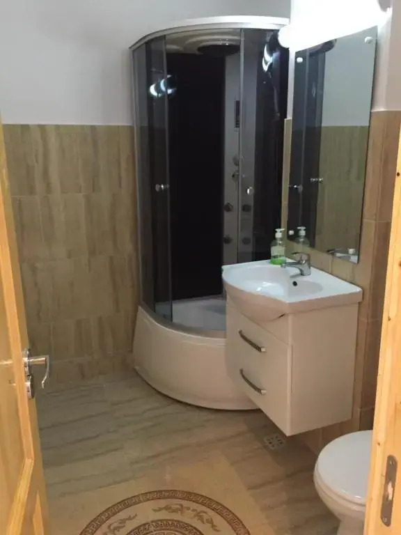 3 Rooms Aparthotel