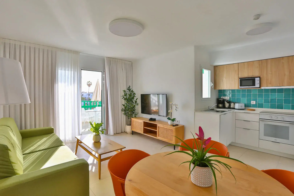 Nazaret Apartments