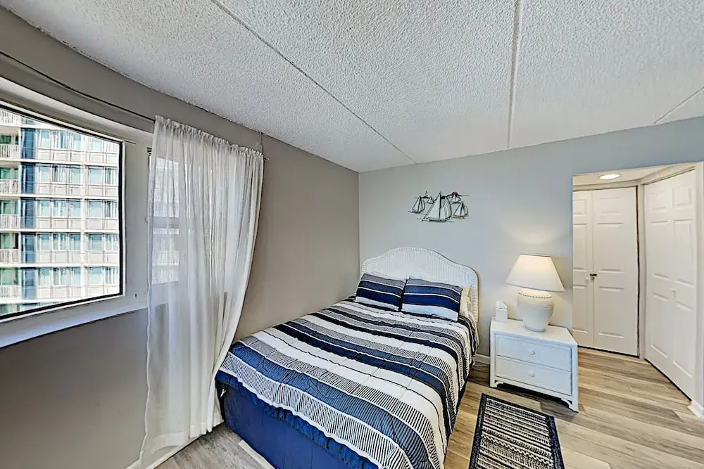 1030coas 3 Bedroom Condo
