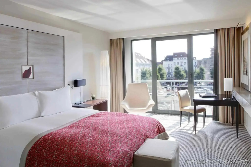 Отель Sofitel Brussels Europe