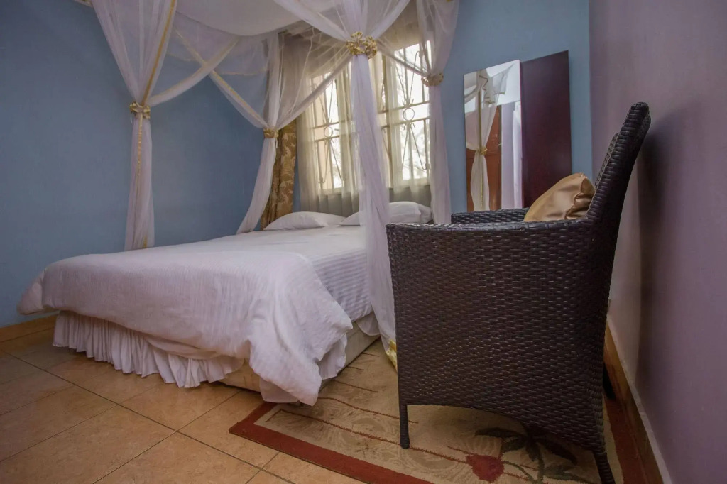 Crystal Suites & Apartments