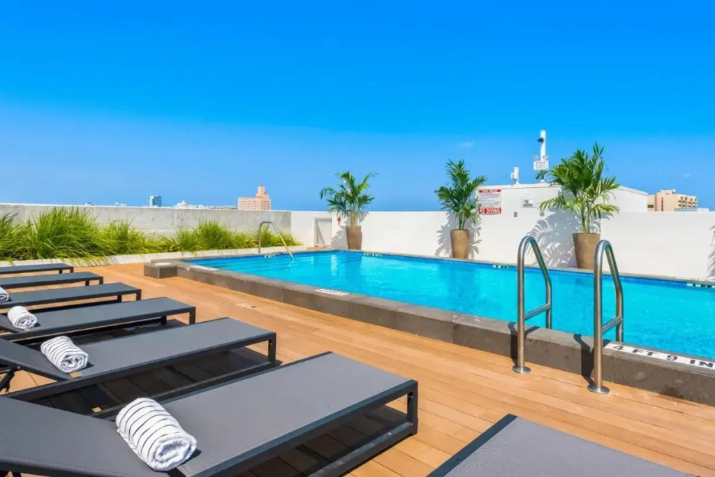 Upsun Hotel
