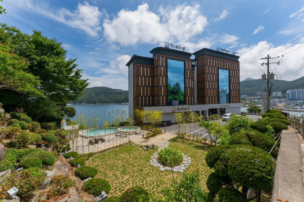 Denbasta Ryokan Hotel