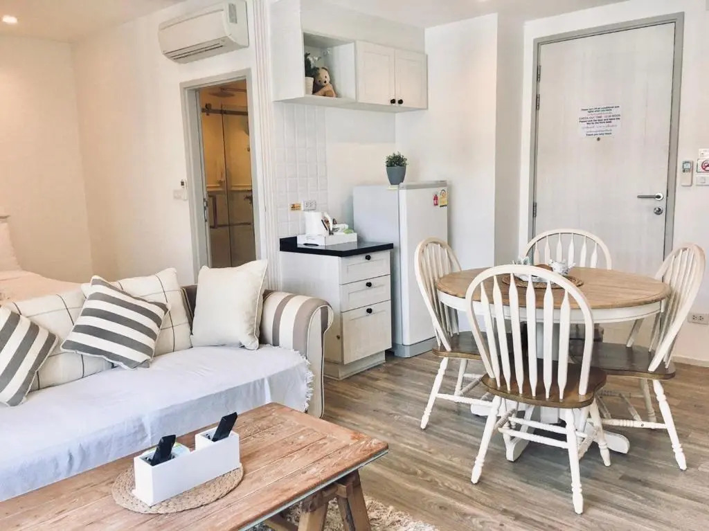 Summer Huahin Condo612,Near beach&Cicada,Beautiful swimming pool
