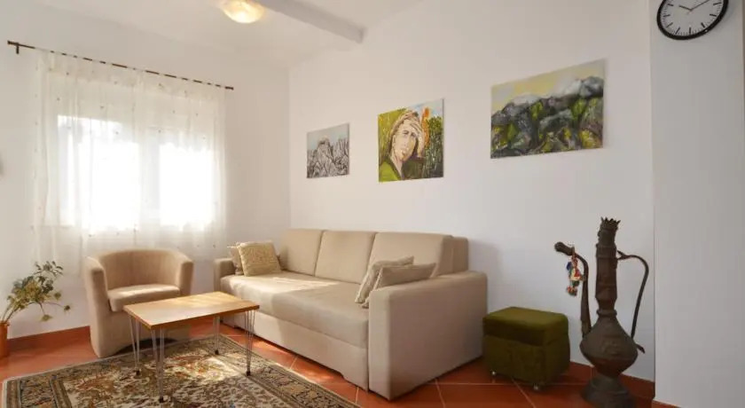 Cuvi Apartment