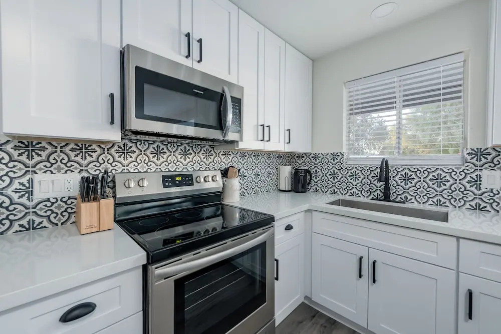 Sweet Memories On Alan Lane 4 Bedroom Home by Redawning