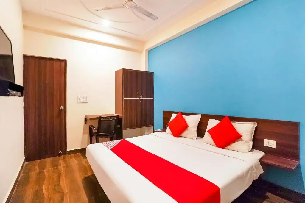 Psp Residency by OYO Rooms