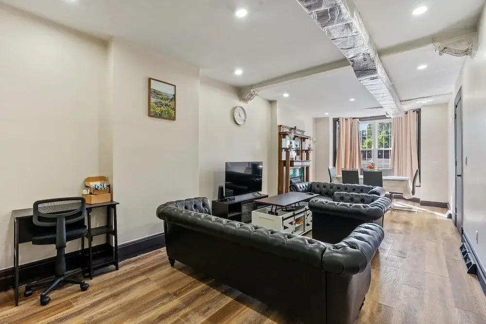 Spacious Home in Troy