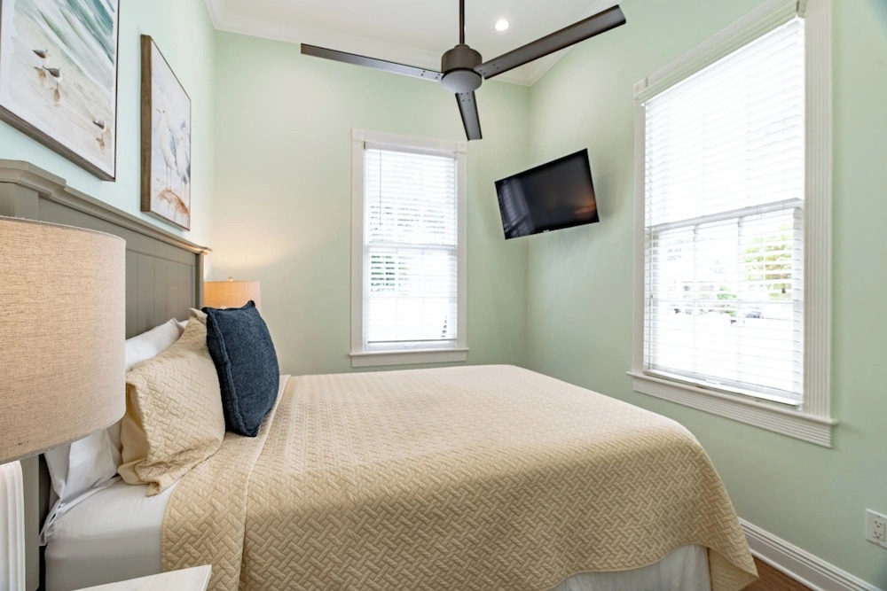 Lighthouse Suites Collection